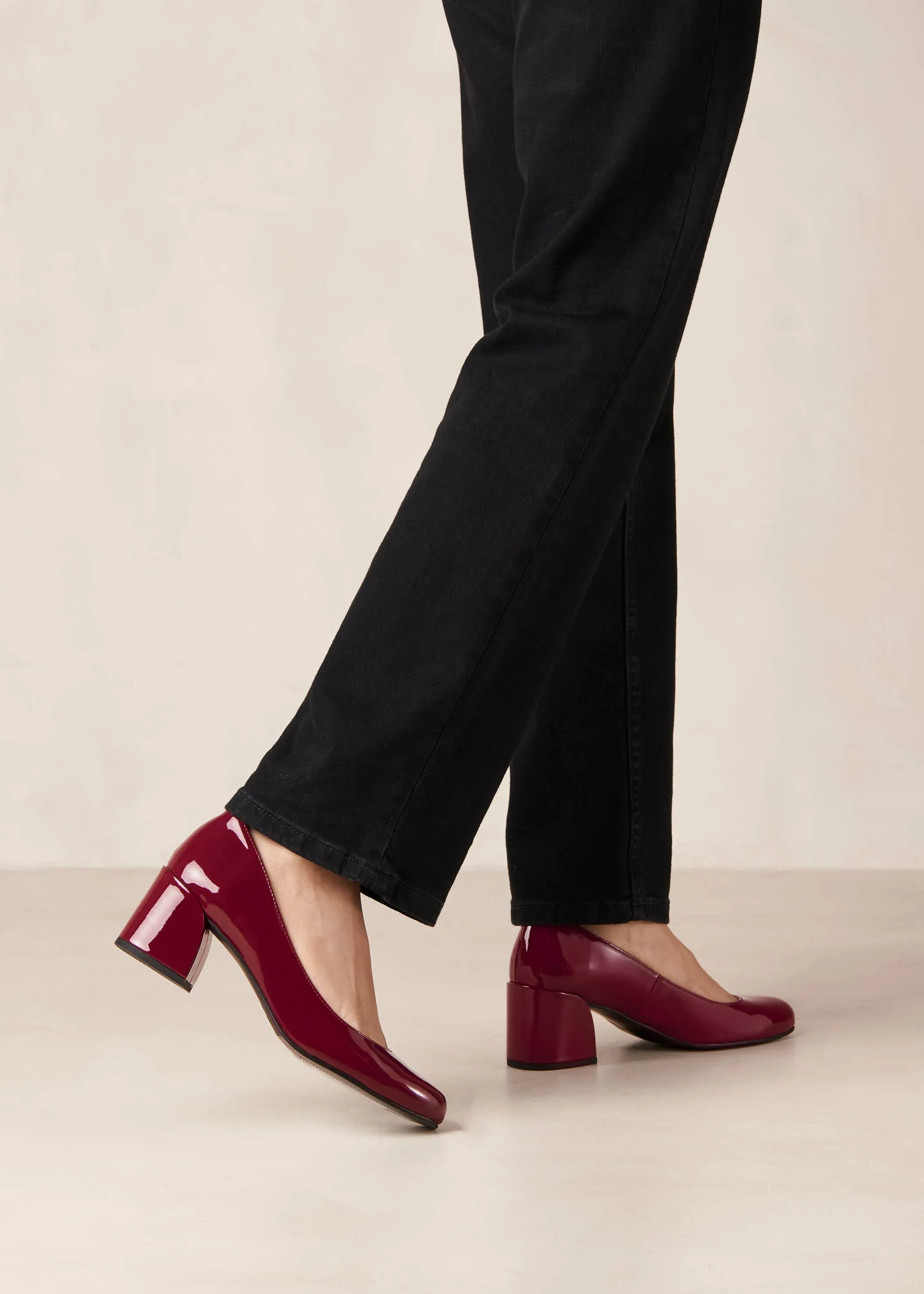 Antoine Onix Burgundy Leather Pumps
